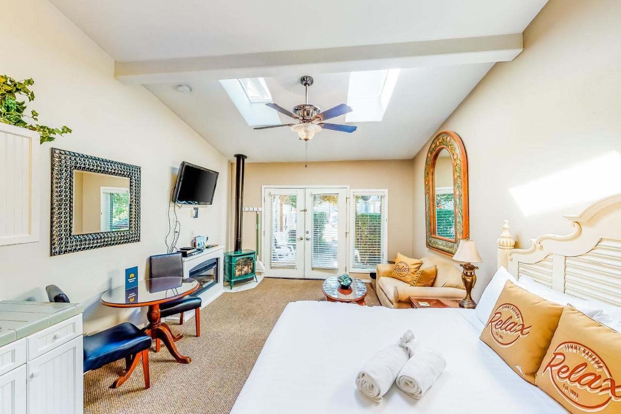 Sandals Inn | Spa Suite Cannon Beach Exteriör bild